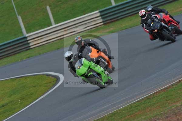 Mallory park Leicestershire;Mallory park photographs;Motorcycle action photographs;Trackday digital images;event digital images;eventdigitalimages;mallory park;no limits trackday;peter wileman photography;trackday;trackday photos