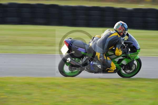 Mallory park Leicestershire;Mallory park photographs;Motorcycle action photographs;Trackday digital images;event digital images;eventdigitalimages;mallory park;no limits trackday;peter wileman photography;trackday;trackday photos