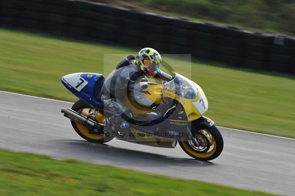 Mallory park Leicestershire;Mallory park photographs;Motorcycle action photographs;Trackday digital images;event digital images;eventdigitalimages;mallory park;no limits trackday;peter wileman photography;trackday;trackday photos