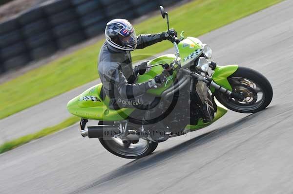 Mallory park Leicestershire;Mallory park photographs;Motorcycle action photographs;Trackday digital images;event digital images;eventdigitalimages;mallory park;no limits trackday;peter wileman photography;trackday;trackday photos