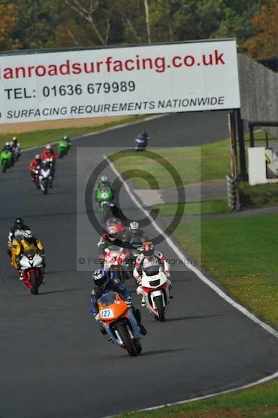 Mallory park Leicestershire;Mallory park photographs;Motorcycle action photographs;Trackday digital images;event digital images;eventdigitalimages;mallory park;no limits trackday;peter wileman photography;trackday;trackday photos