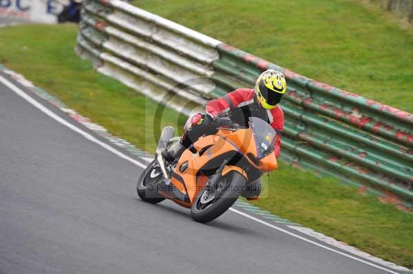 Mallory park Leicestershire;Mallory park photographs;Motorcycle action photographs;Trackday digital images;event digital images;eventdigitalimages;mallory park;no limits trackday;peter wileman photography;trackday;trackday photos