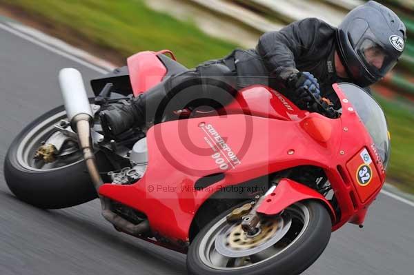 Mallory park Leicestershire;Mallory park photographs;Motorcycle action photographs;Trackday digital images;event digital images;eventdigitalimages;mallory park;no limits trackday;peter wileman photography;trackday;trackday photos