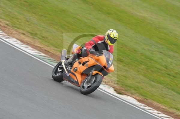 Mallory park Leicestershire;Mallory park photographs;Motorcycle action photographs;Trackday digital images;event digital images;eventdigitalimages;mallory park;no limits trackday;peter wileman photography;trackday;trackday photos