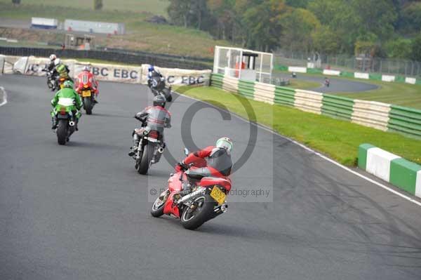 Mallory park Leicestershire;Mallory park photographs;Motorcycle action photographs;Trackday digital images;event digital images;eventdigitalimages;mallory park;no limits trackday;peter wileman photography;trackday;trackday photos