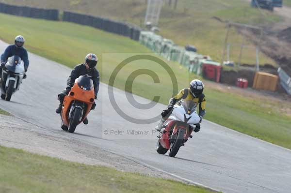 Mallory park Leicestershire;Mallory park photographs;Motorcycle action photographs;Trackday digital images;event digital images;eventdigitalimages;mallory park;no limits trackday;peter wileman photography;trackday;trackday photos