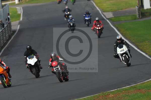 Mallory park Leicestershire;Mallory park photographs;Motorcycle action photographs;Trackday digital images;event digital images;eventdigitalimages;mallory park;no limits trackday;peter wileman photography;trackday;trackday photos