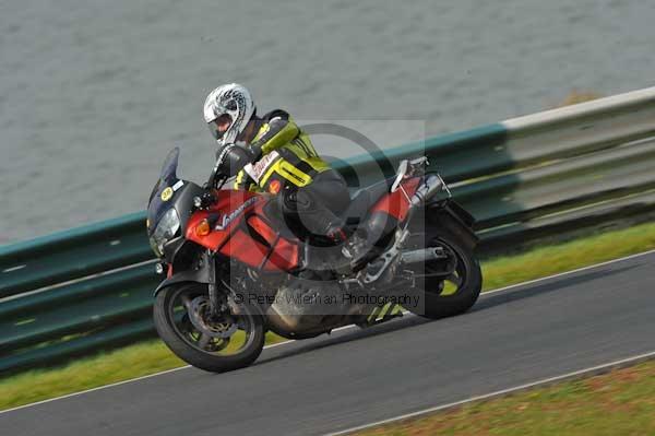 Mallory park Leicestershire;Mallory park photographs;Motorcycle action photographs;Trackday digital images;event digital images;eventdigitalimages;mallory park;no limits trackday;peter wileman photography;trackday;trackday photos