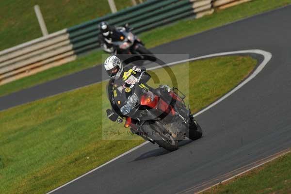 Mallory park Leicestershire;Mallory park photographs;Motorcycle action photographs;Trackday digital images;event digital images;eventdigitalimages;mallory park;no limits trackday;peter wileman photography;trackday;trackday photos