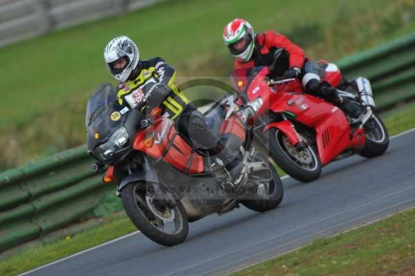 Mallory park Leicestershire;Mallory park photographs;Motorcycle action photographs;Trackday digital images;event digital images;eventdigitalimages;mallory park;no limits trackday;peter wileman photography;trackday;trackday photos