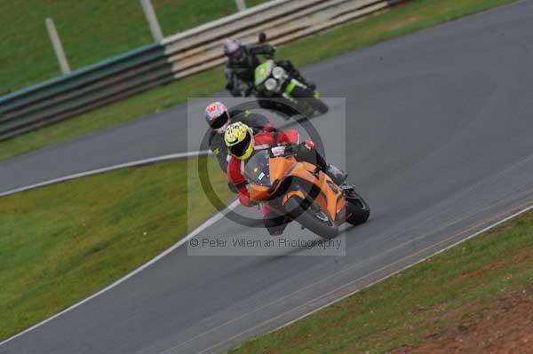 Mallory park Leicestershire;Mallory park photographs;Motorcycle action photographs;Trackday digital images;event digital images;eventdigitalimages;mallory park;no limits trackday;peter wileman photography;trackday;trackday photos