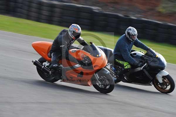 Mallory park Leicestershire;Mallory park photographs;Motorcycle action photographs;Trackday digital images;event digital images;eventdigitalimages;mallory park;no limits trackday;peter wileman photography;trackday;trackday photos