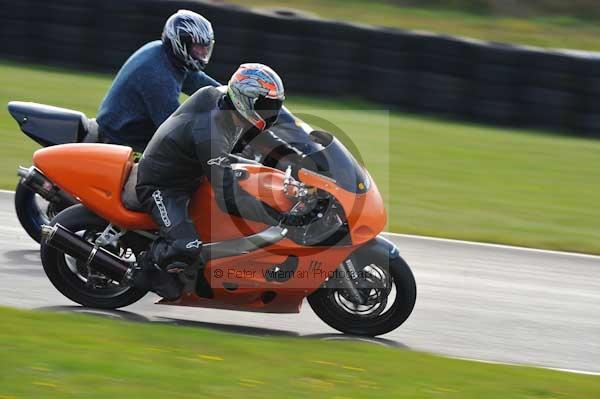 Mallory park Leicestershire;Mallory park photographs;Motorcycle action photographs;Trackday digital images;event digital images;eventdigitalimages;mallory park;no limits trackday;peter wileman photography;trackday;trackday photos