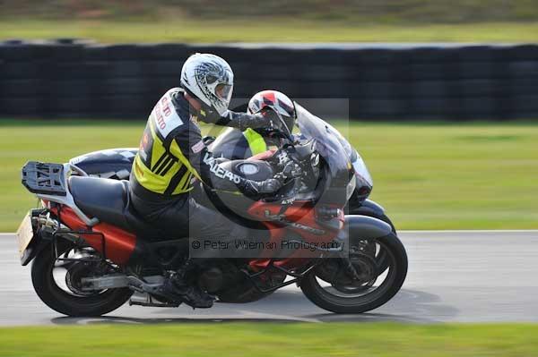 Mallory park Leicestershire;Mallory park photographs;Motorcycle action photographs;Trackday digital images;event digital images;eventdigitalimages;mallory park;no limits trackday;peter wileman photography;trackday;trackday photos