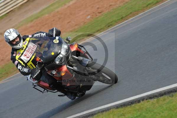 Mallory park Leicestershire;Mallory park photographs;Motorcycle action photographs;Trackday digital images;event digital images;eventdigitalimages;mallory park;no limits trackday;peter wileman photography;trackday;trackday photos