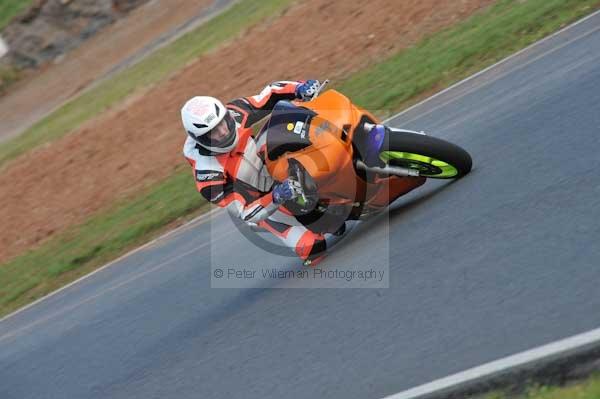 Mallory park Leicestershire;Mallory park photographs;Motorcycle action photographs;Trackday digital images;event digital images;eventdigitalimages;mallory park;no limits trackday;peter wileman photography;trackday;trackday photos