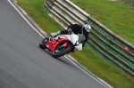 Mallory-park-Leicestershire;Mallory-park-photographs;Motorcycle-action-photographs;Trackday-digital-images;event-digital-images;eventdigitalimages;mallory-park;no-limits-trackday;peter-wileman-photography;trackday;trackday-photos