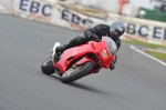 Mallory-park-Leicestershire;Mallory-park-photographs;Motorcycle-action-photographs;Trackday-digital-images;event-digital-images;eventdigitalimages;mallory-park;no-limits-trackday;peter-wileman-photography;trackday;trackday-photos