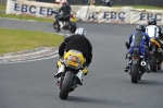 Mallory-park-Leicestershire;Mallory-park-photographs;Motorcycle-action-photographs;Trackday-digital-images;event-digital-images;eventdigitalimages;mallory-park;no-limits-trackday;peter-wileman-photography;trackday;trackday-photos