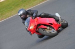 Mallory-park-Leicestershire;Mallory-park-photographs;Motorcycle-action-photographs;Trackday-digital-images;event-digital-images;eventdigitalimages;mallory-park;no-limits-trackday;peter-wileman-photography;trackday;trackday-photos