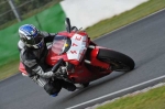 Mallory-park-Leicestershire;Mallory-park-photographs;Motorcycle-action-photographs;Trackday-digital-images;event-digital-images;eventdigitalimages;mallory-park;no-limits-trackday;peter-wileman-photography;trackday;trackday-photos