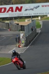 Mallory-park-Leicestershire;Mallory-park-photographs;Motorcycle-action-photographs;Trackday-digital-images;event-digital-images;eventdigitalimages;mallory-park;no-limits-trackday;peter-wileman-photography;trackday;trackday-photos