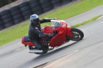 Mallory-park-Leicestershire;Mallory-park-photographs;Motorcycle-action-photographs;Trackday-digital-images;event-digital-images;eventdigitalimages;mallory-park;no-limits-trackday;peter-wileman-photography;trackday;trackday-photos