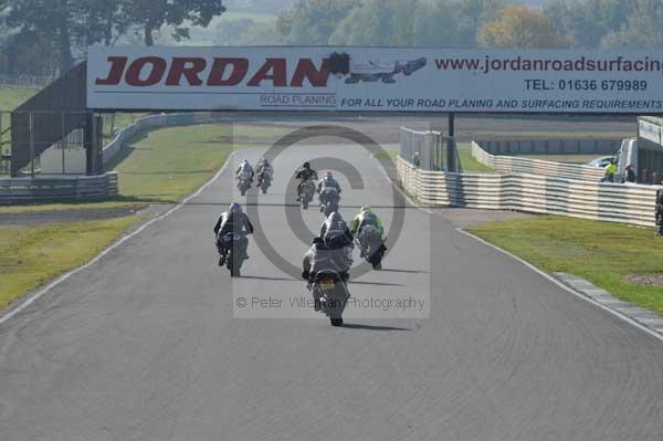 Mallory park Leicestershire;Mallory park photographs;Motorcycle action photographs;event digital images;eventdigitalimages;mallory park;no limits trackday;peter wileman photography;trackday;trackday digital images;trackday photos