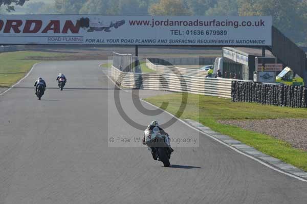 Mallory park Leicestershire;Mallory park photographs;Motorcycle action photographs;event digital images;eventdigitalimages;mallory park;no limits trackday;peter wileman photography;trackday;trackday digital images;trackday photos