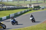 Mallory-park-Leicestershire;Mallory-park-photographs;Motorcycle-action-photographs;event-digital-images;eventdigitalimages;mallory-park;no-limits-trackday;peter-wileman-photography;trackday;trackday-digital-images;trackday-photos