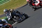 Mallory-park-Leicestershire;Mallory-park-photographs;Motorcycle-action-photographs;event-digital-images;eventdigitalimages;mallory-park;no-limits-trackday;peter-wileman-photography;trackday;trackday-digital-images;trackday-photos