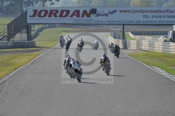 Mallory park Leicestershire;Mallory park photographs;Motorcycle action photographs;event digital images;eventdigitalimages;mallory park;no limits trackday;peter wileman photography;trackday;trackday digital images;trackday photos