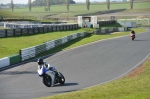 Mallory-park-Leicestershire;Mallory-park-photographs;Motorcycle-action-photographs;event-digital-images;eventdigitalimages;mallory-park;no-limits-trackday;peter-wileman-photography;trackday;trackday-digital-images;trackday-photos