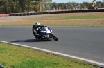 Mallory-park-Leicestershire;Mallory-park-photographs;Motorcycle-action-photographs;event-digital-images;eventdigitalimages;mallory-park;no-limits-trackday;peter-wileman-photography;trackday;trackday-digital-images;trackday-photos