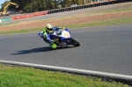 Mallory-park-Leicestershire;Mallory-park-photographs;Motorcycle-action-photographs;event-digital-images;eventdigitalimages;mallory-park;no-limits-trackday;peter-wileman-photography;trackday;trackday-digital-images;trackday-photos