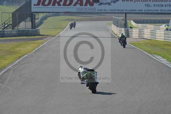 Mallory park Leicestershire;Mallory park photographs;Motorcycle action photographs;event digital images;eventdigitalimages;mallory park;no limits trackday;peter wileman photography;trackday;trackday digital images;trackday photos