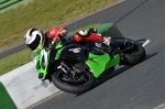 Mallory-park-Leicestershire;Mallory-park-photographs;Motorcycle-action-photographs;event-digital-images;eventdigitalimages;mallory-park;no-limits-trackday;peter-wileman-photography;trackday;trackday-digital-images;trackday-photos