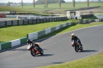 Mallory-park-Leicestershire;Mallory-park-photographs;Motorcycle-action-photographs;event-digital-images;eventdigitalimages;mallory-park;no-limits-trackday;peter-wileman-photography;trackday;trackday-digital-images;trackday-photos