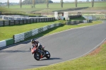 Mallory-park-Leicestershire;Mallory-park-photographs;Motorcycle-action-photographs;event-digital-images;eventdigitalimages;mallory-park;no-limits-trackday;peter-wileman-photography;trackday;trackday-digital-images;trackday-photos