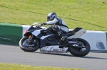 Mallory-park-Leicestershire;Mallory-park-photographs;Motorcycle-action-photographs;event-digital-images;eventdigitalimages;mallory-park;no-limits-trackday;peter-wileman-photography;trackday;trackday-digital-images;trackday-photos