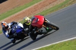 Mallory-park-Leicestershire;Mallory-park-photographs;Motorcycle-action-photographs;event-digital-images;eventdigitalimages;mallory-park;no-limits-trackday;peter-wileman-photography;trackday;trackday-digital-images;trackday-photos