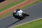 Mallory-park-Leicestershire;Mallory-park-photographs;Motorcycle-action-photographs;event-digital-images;eventdigitalimages;mallory-park;no-limits-trackday;peter-wileman-photography;trackday;trackday-digital-images;trackday-photos