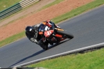 Mallory-park-Leicestershire;Mallory-park-photographs;Motorcycle-action-photographs;event-digital-images;eventdigitalimages;mallory-park;no-limits-trackday;peter-wileman-photography;trackday;trackday-digital-images;trackday-photos