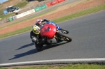 Mallory-park-Leicestershire;Mallory-park-photographs;Motorcycle-action-photographs;event-digital-images;eventdigitalimages;mallory-park;no-limits-trackday;peter-wileman-photography;trackday;trackday-digital-images;trackday-photos