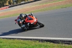 Mallory-park-Leicestershire;Mallory-park-photographs;Motorcycle-action-photographs;event-digital-images;eventdigitalimages;mallory-park;no-limits-trackday;peter-wileman-photography;trackday;trackday-digital-images;trackday-photos