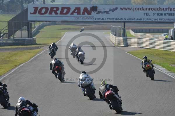 Mallory park Leicestershire;Mallory park photographs;Motorcycle action photographs;event digital images;eventdigitalimages;mallory park;no limits trackday;peter wileman photography;trackday;trackday digital images;trackday photos