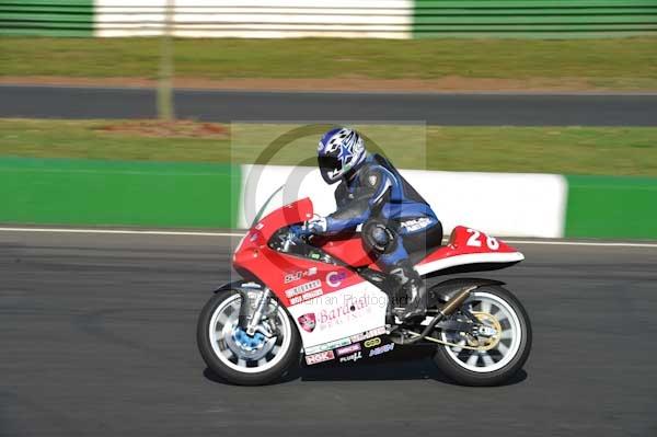 Mallory park Leicestershire;Mallory park photographs;Motorcycle action photographs;event digital images;eventdigitalimages;mallory park;no limits trackday;peter wileman photography;trackday;trackday digital images;trackday photos