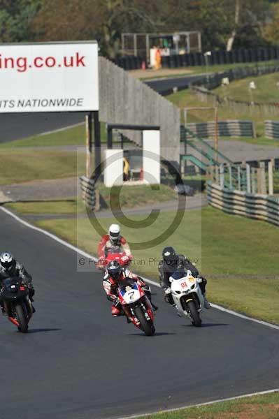 Mallory park Leicestershire;Mallory park photographs;Motorcycle action photographs;event digital images;eventdigitalimages;mallory park;no limits trackday;peter wileman photography;trackday;trackday digital images;trackday photos