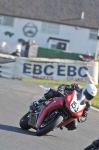 Mallory-park-Leicestershire;Mallory-park-photographs;Motorcycle-action-photographs;event-digital-images;eventdigitalimages;mallory-park;no-limits-trackday;peter-wileman-photography;trackday;trackday-digital-images;trackday-photos