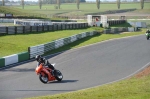 Mallory-park-Leicestershire;Mallory-park-photographs;Motorcycle-action-photographs;event-digital-images;eventdigitalimages;mallory-park;no-limits-trackday;peter-wileman-photography;trackday;trackday-digital-images;trackday-photos